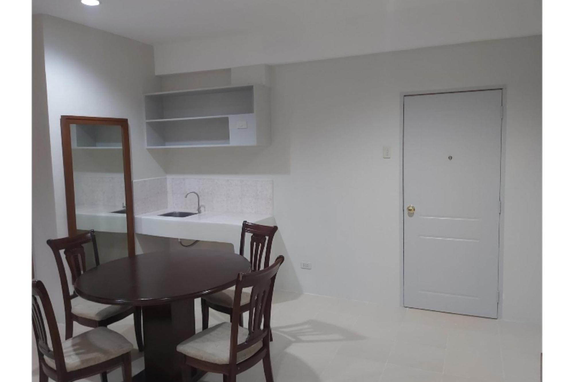 Nest Suites Quezon City Exterior photo